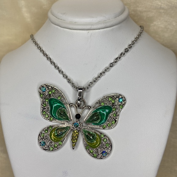 6 piece butterfly bundle - Picture 4 of 9